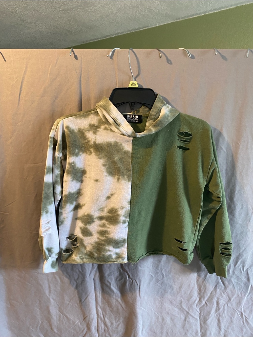 Joules & Joy Kids Olive Tie-Dye Cropped Hoodie
